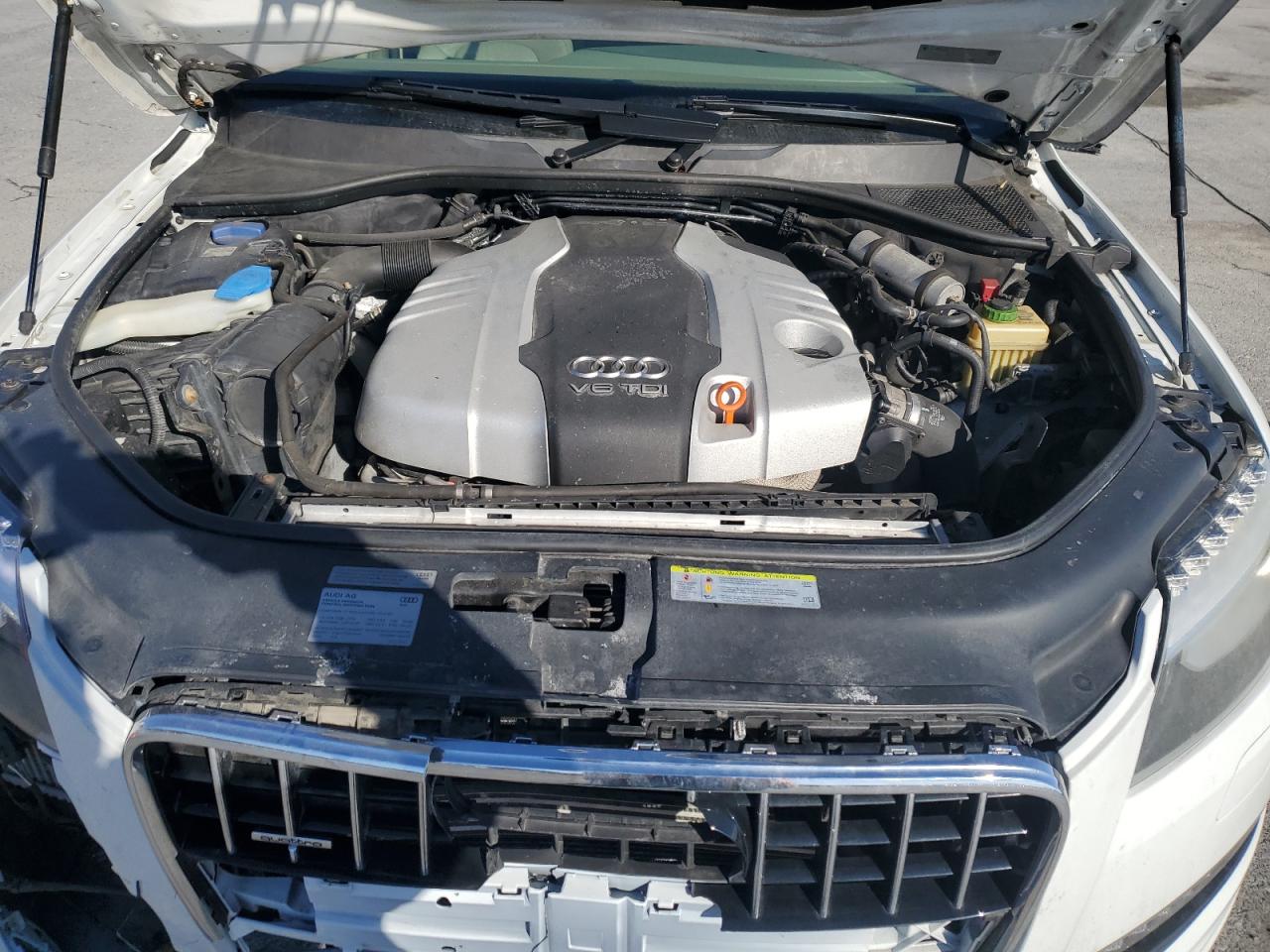2013 Audi Q7 VIN WA1LMAFE1DD005811 Copart auction photo, front end damage thumbnail 12
