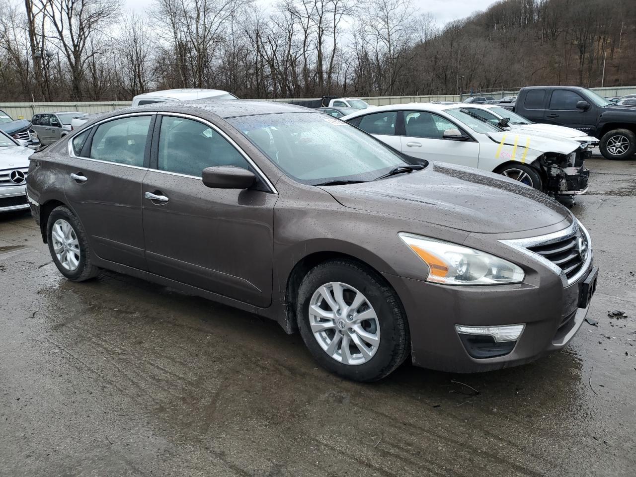 2015 Nissan Altima VIN 1N4AL3AP7FC116785 Copart auction photo, rear end damage thumbnail 4