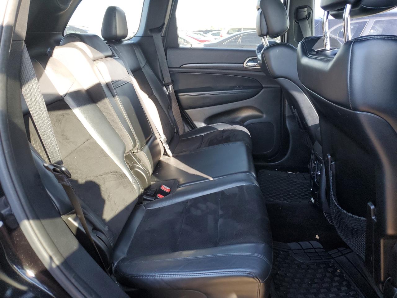 2015 Jeep Grand Cherokee VIN 1C4RJFAG8FC767556 Copart auction photo, undercarriage / front end damage thumbnail 10