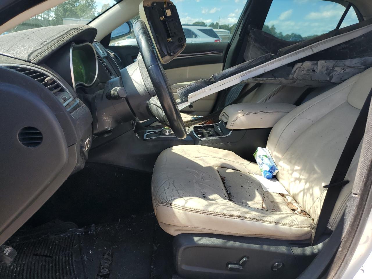 2015 Chrysler 300 VIN 2C3CCAAG1FH807447 Copart auction photo, all over damage thumbnail 7