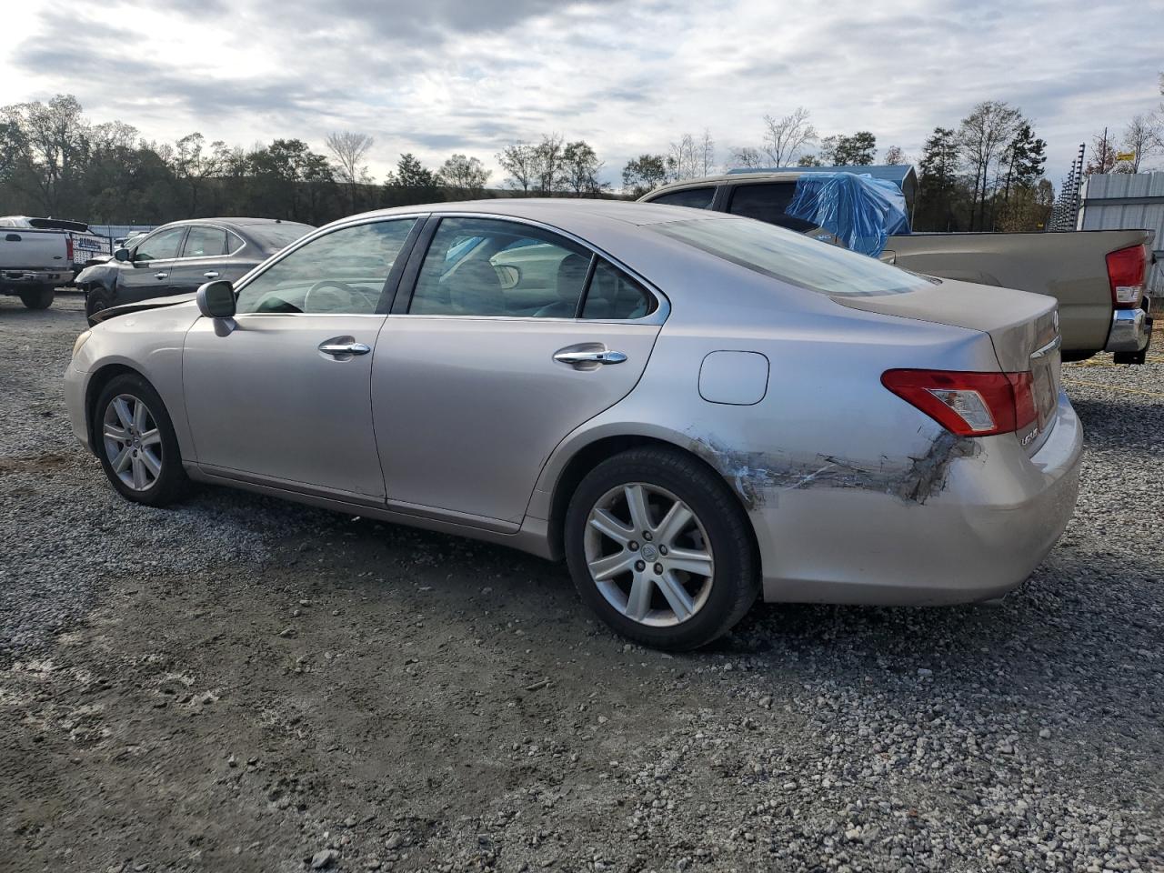 2007 Lexus ES VIN JTHBJ46G572083049 Copart auction photo, front end / minor dent/scratches damage thumbnail 2