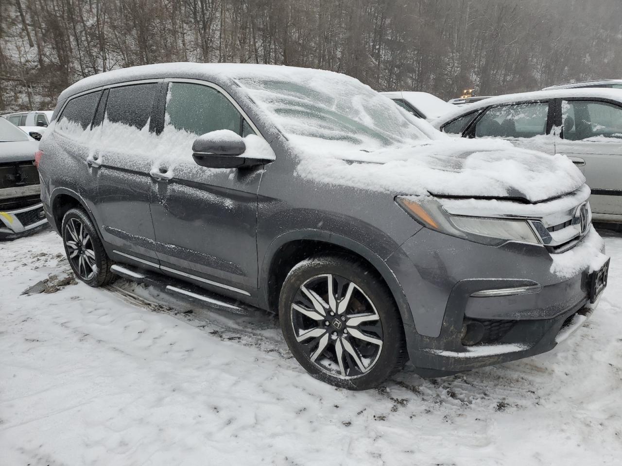 2019 Honda Pilot VIN 5FNYF6H92KB020391 Copart auction photo, front end damage thumbnail 4
