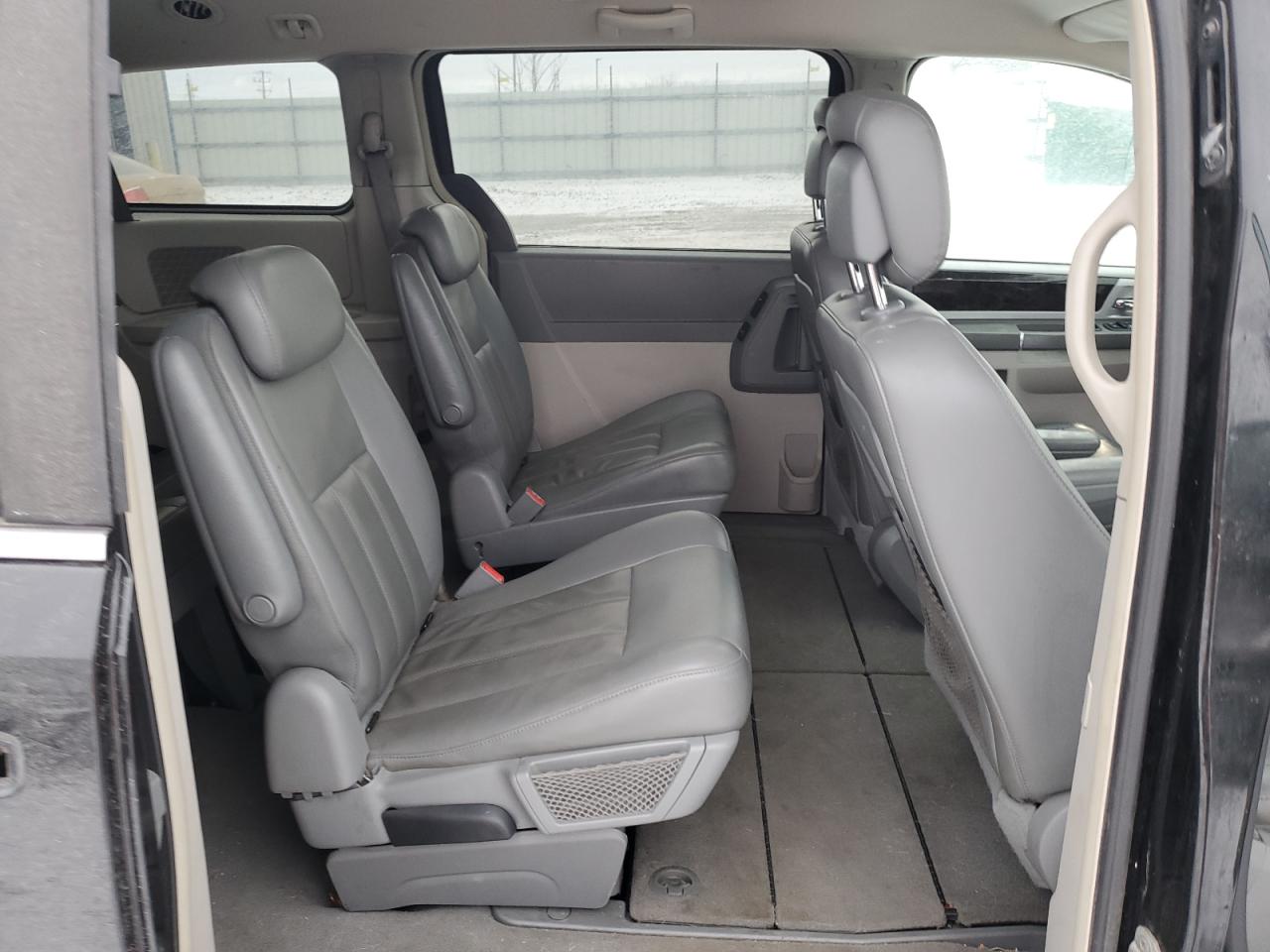 2010 Dodge Caravan VIN 2D4RN5DX0AR417898 Copart auction photo, rear end damage thumbnail 11