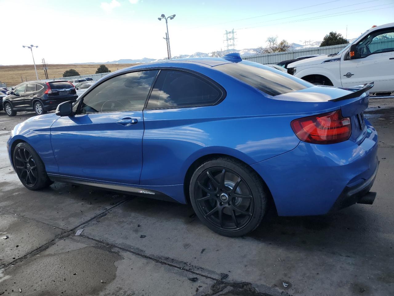 2015 BMW M2 VIN WBA1J7C51FV289318 Copart auction photo, hail damage thumbnail 2