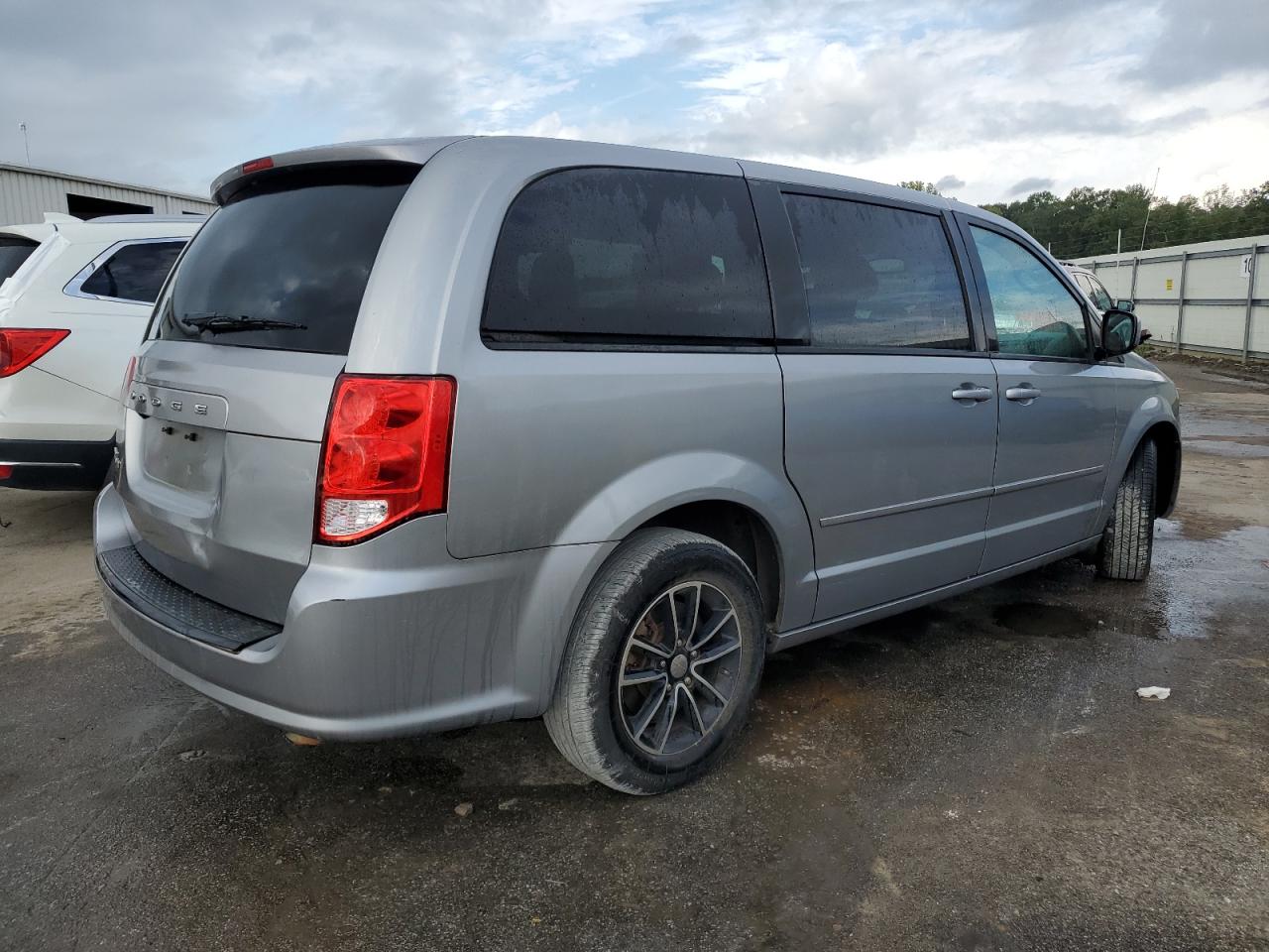 2016 Dodge Caravan VIN 2C4RDGCGXGR357828 Copart auction photo, normal wear damage thumbnail 3