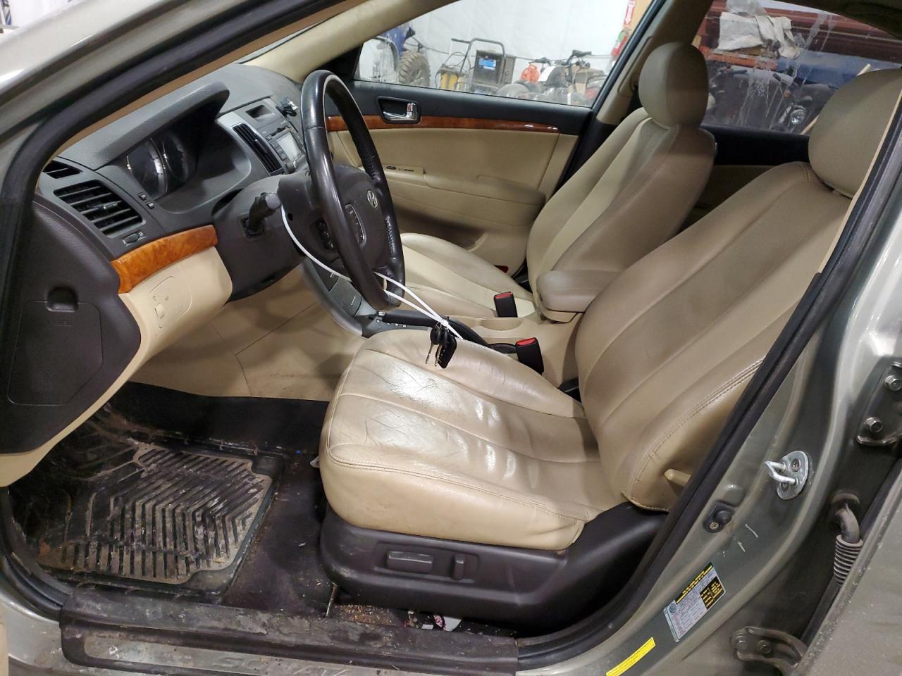 2009 Hyundai Sonata VIN 5NPEU46C09H527328 Copart auction photo, front end damage thumbnail 7