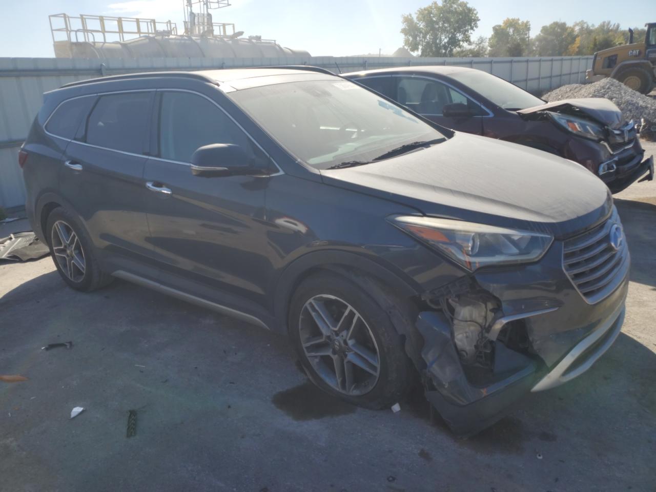2017 Hyundai Santa Fe VIN KM8SR4HF5HU182440 Copart auction photo, front end damage thumbnail 4