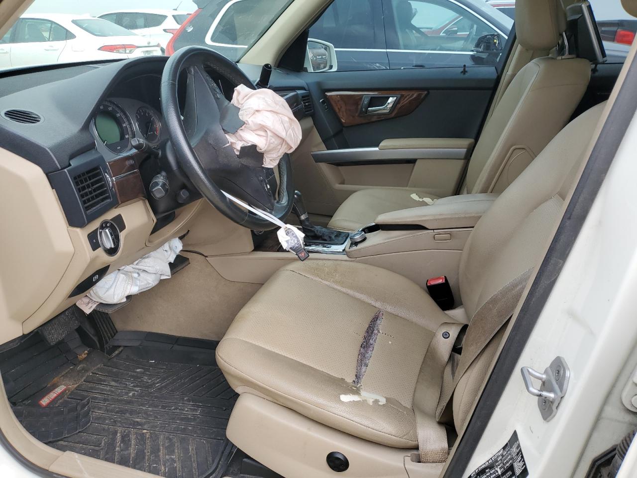 2011 Mercedes-Benz GLK-klasse VIN WDCGG5GB5BF671656 Copart auction photo, front end damage thumbnail 7