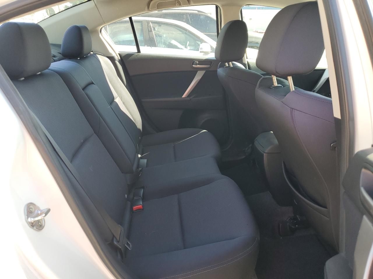 2011 Mazda 3 VIN JM1BL1U6XB1383737 Copart auction photo, front end damage thumbnail 10