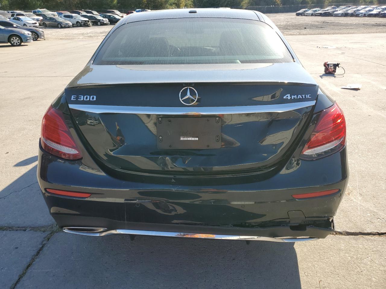 2017 Mercedes-Benz E-klasse VIN WDDZF4KB6HA135331 Copart auction photo, all over damage thumbnail 6