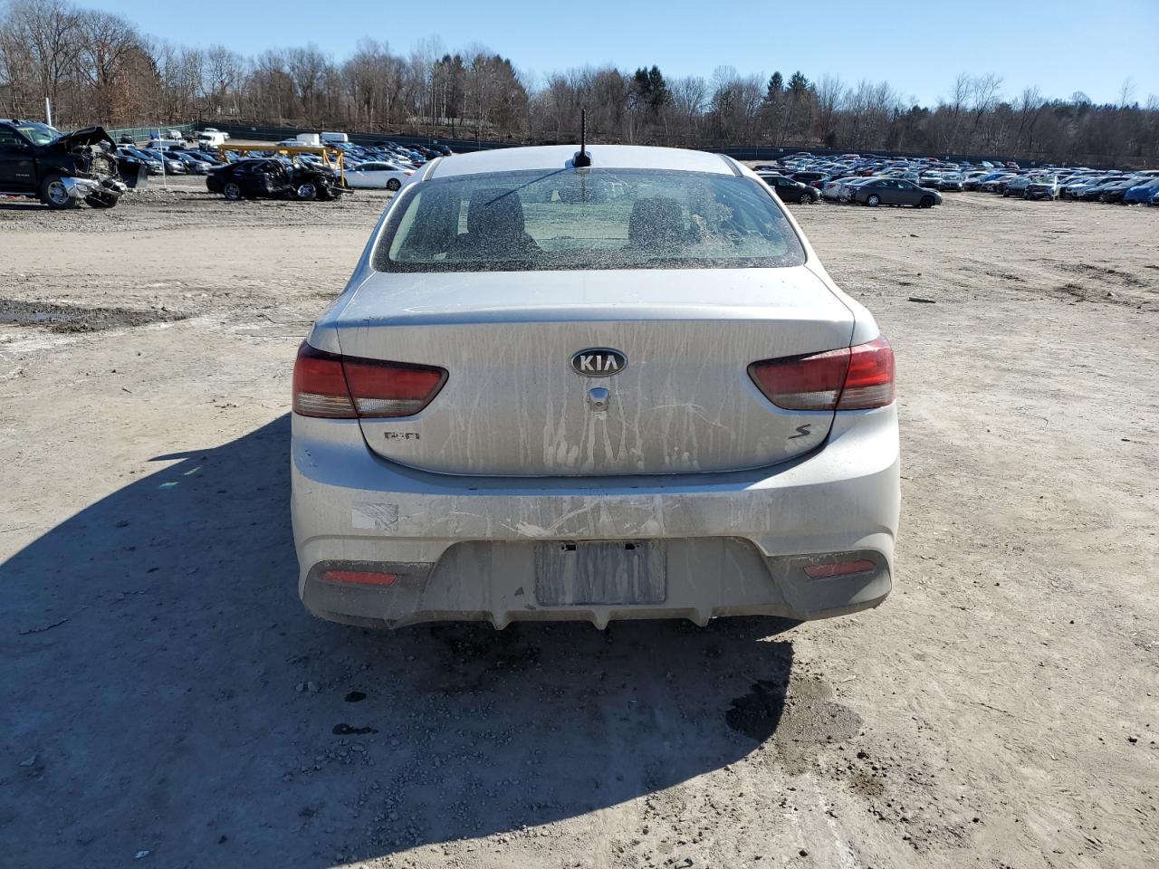 2020 KIA Rio VIN 3KPA24AD1LE278411 Copart auction photo, side / rear end damage thumbnail 6