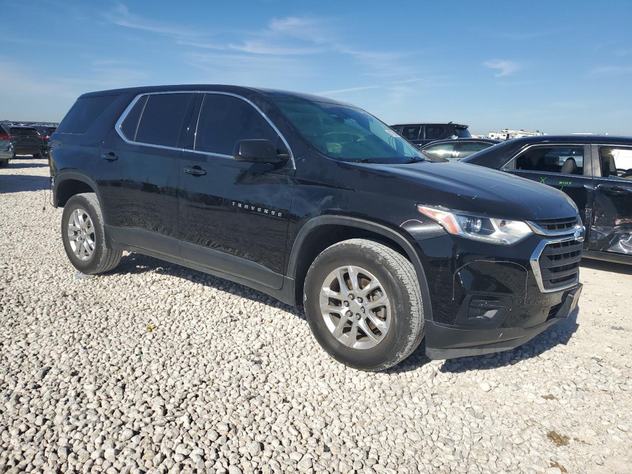 2020 Chevrolet Traverse VIN 1GNERFKW9LJ280183 Copart auction photo, rear end / minor dent/scratches damage thumbnail 4