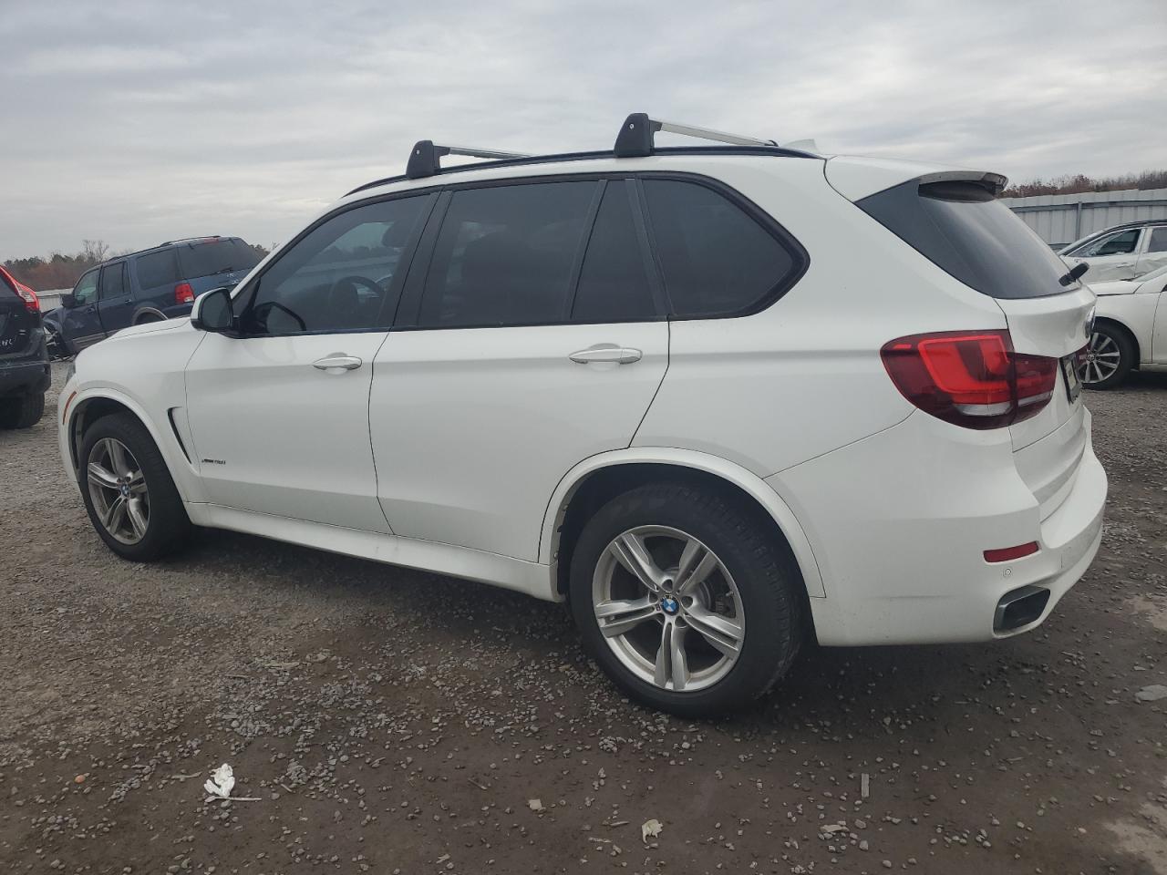 2015 BMW X5 VIN 5UXKR6C58F0J74155 Copart auction photo, minor dent/scratches damage thumbnail 2