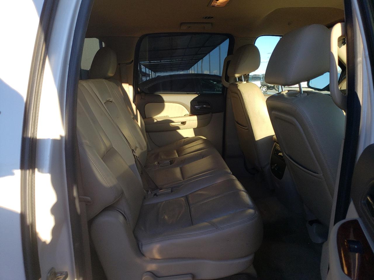 2012 GMC Yukon VIN 1GKS2LE70CR102607 Copart auction photo, rear end damage thumbnail 12