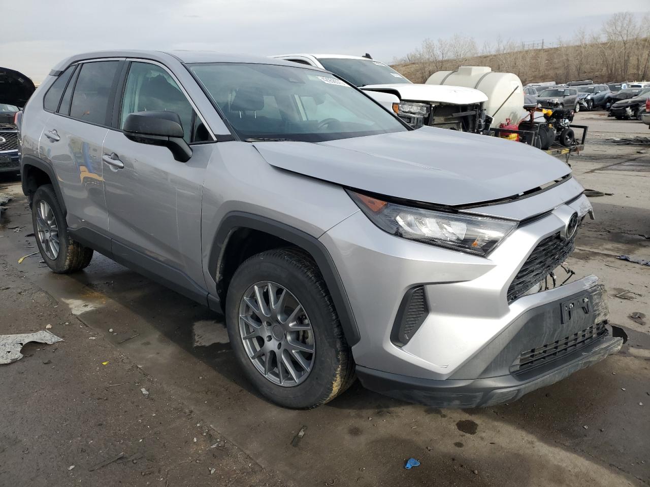 2022 Toyota RAV 4 VIN 2T3F1RFV6NC272541 Copart auction photo, front end damage thumbnail 4