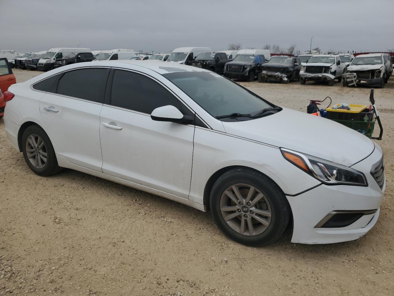 2016 Hyundai Sonata VIN 5NPE24AFXGH352686 Copart auction photo, all over / vandalism damage thumbnail 4
