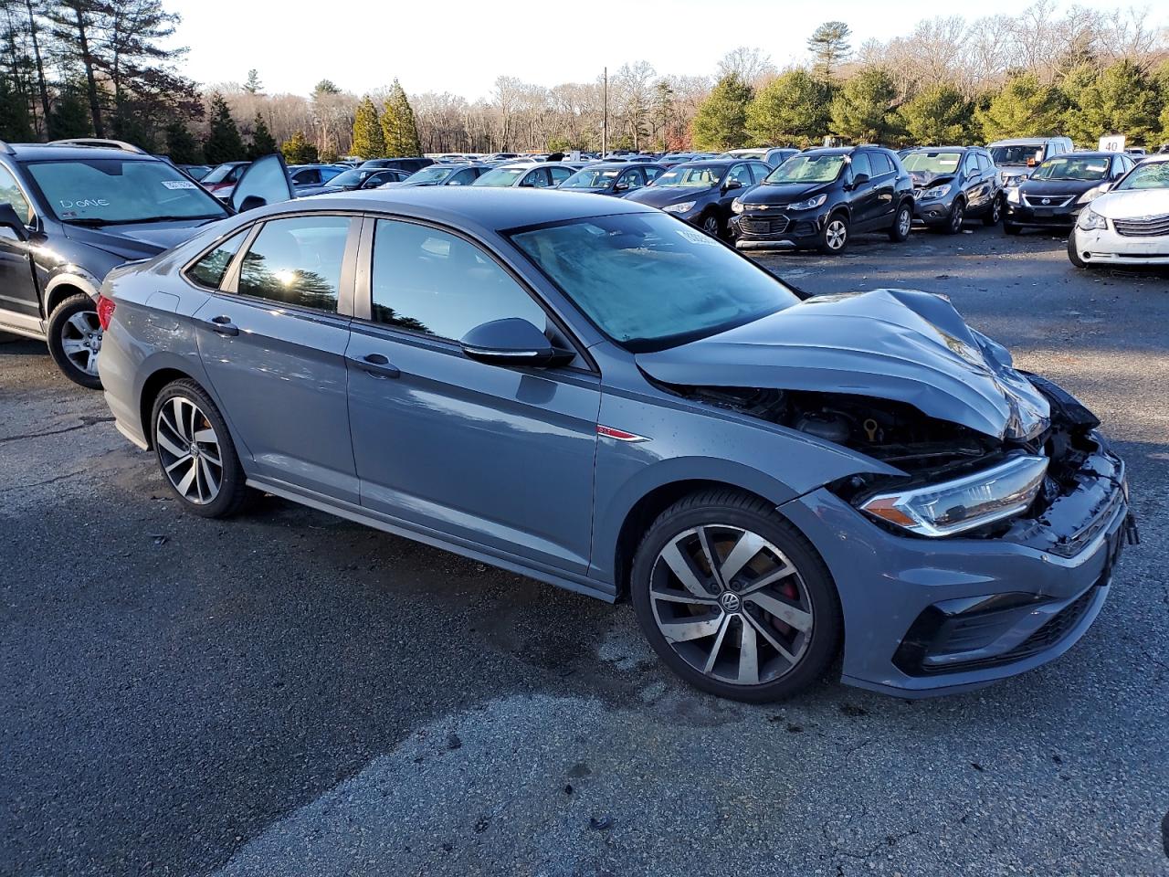 2019 Volkswagen Jetta VIN 3VW6T7BU8KM234202 Copart auction photo, front end / minor dent/scratches damage thumbnail 4