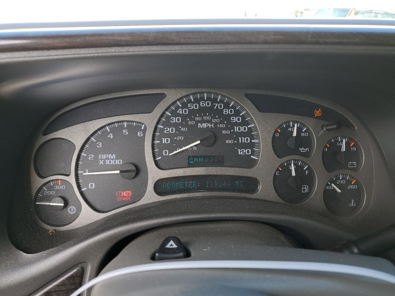 2004 GMC Yukon VIN 1GKFK66U14J185178 Copart auction photo, side damage thumbnail 9