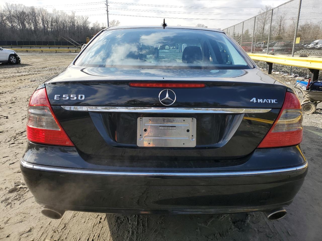 2008 Mercedes-Benz E-klasse VIN WDBUF90X38B275765 Copart auction photo, front end / side damage thumbnail 6