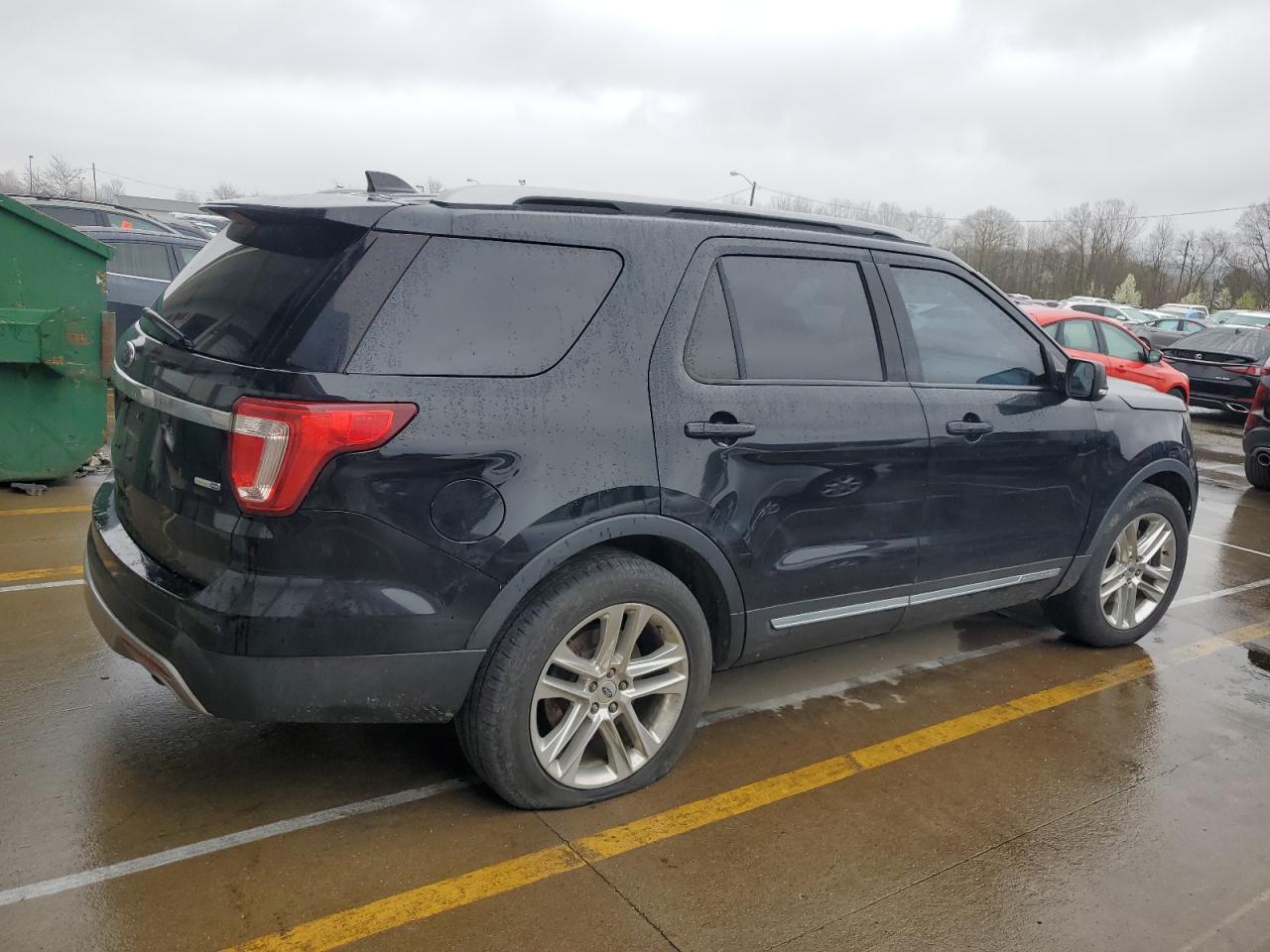 2016 Ford Explorer VIN 1FM5K8D84GGB78828 Copart auction photo, side / minor dent/scratches damage thumbnail 3