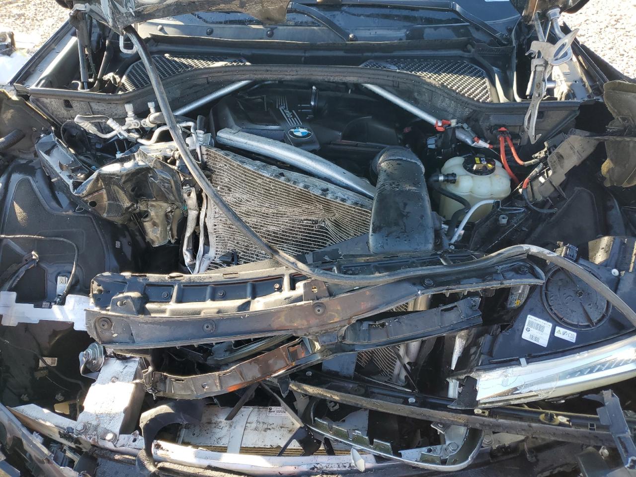 2017 BMW X5 VIN 5UXKR0C35H0V73944 Copart auction photo, front end damage thumbnail 11