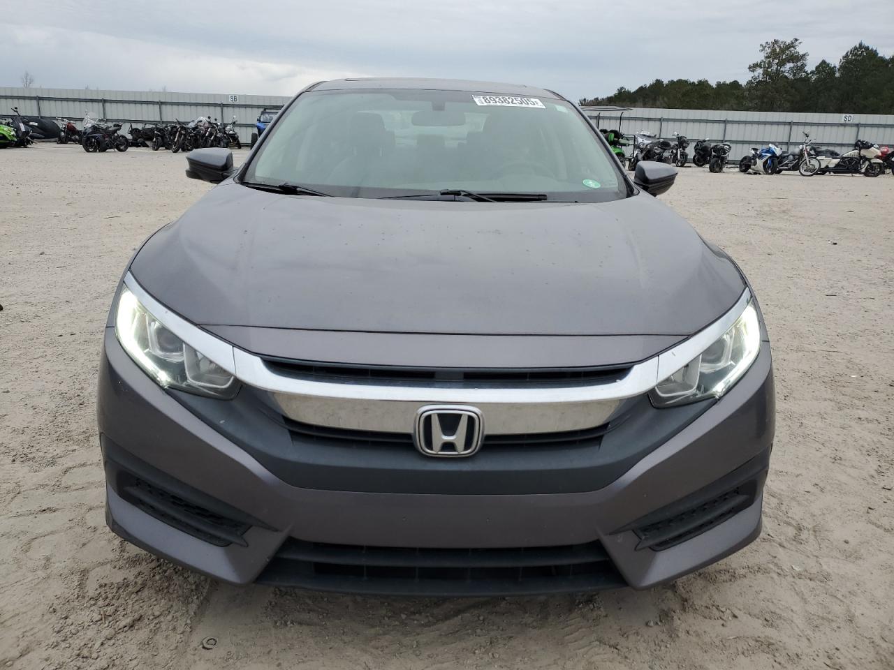 2017 Honda Civic VIN 19XFC2F71HE075634 Copart auction photo, rear end damage thumbnail 5