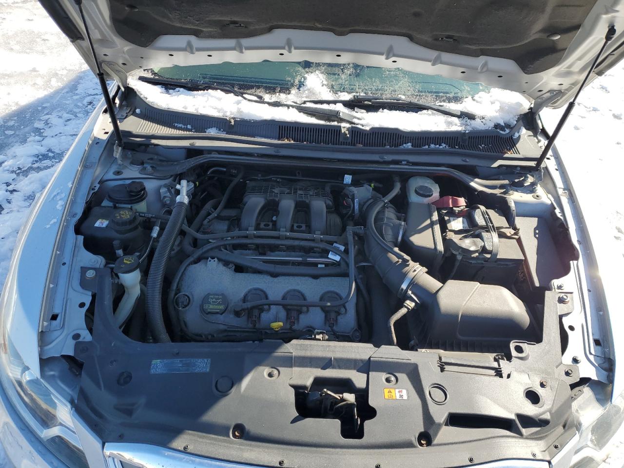 2011 Ford Taurus VIN 1FAHP2DW6BG120927 Copart auction photo, rear end / undercarriage damage thumbnail 11