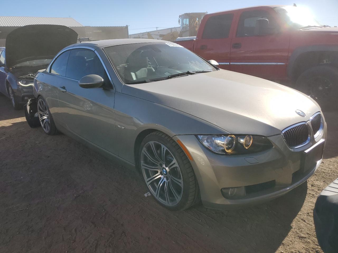 2007 BMW 3er VIN WBAWL73547PX49965 Copart auction photo, rear end damage thumbnail 4