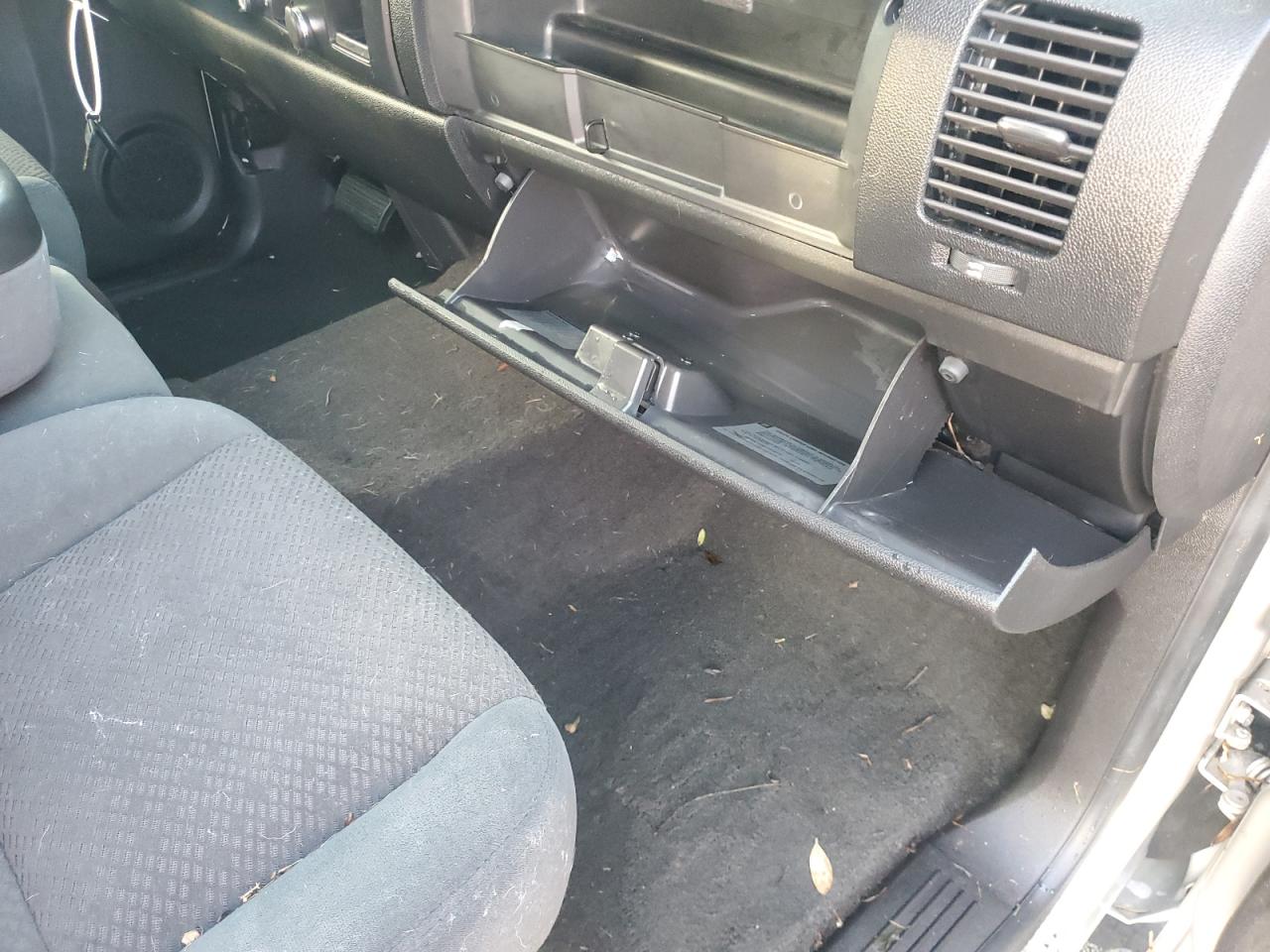 2007 Chevrolet Silverado VIN 2GCEK133971718110 Copart auction photo, water/flood damage thumbnail 12
