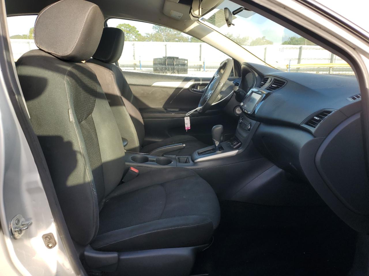 2019 Nissan Sentra VIN 3N1AB7AP0KY307571 Copart auction photo, front end / side damage thumbnail 7