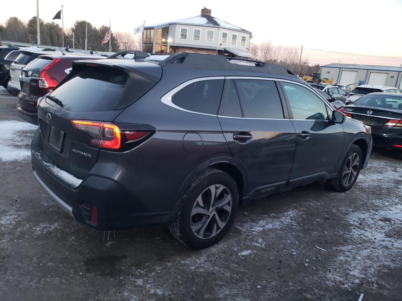 2020 Subaru Outback VIN 4S4BTANC9L3158912 Copart auction photo, side / rear end damage thumbnail 3