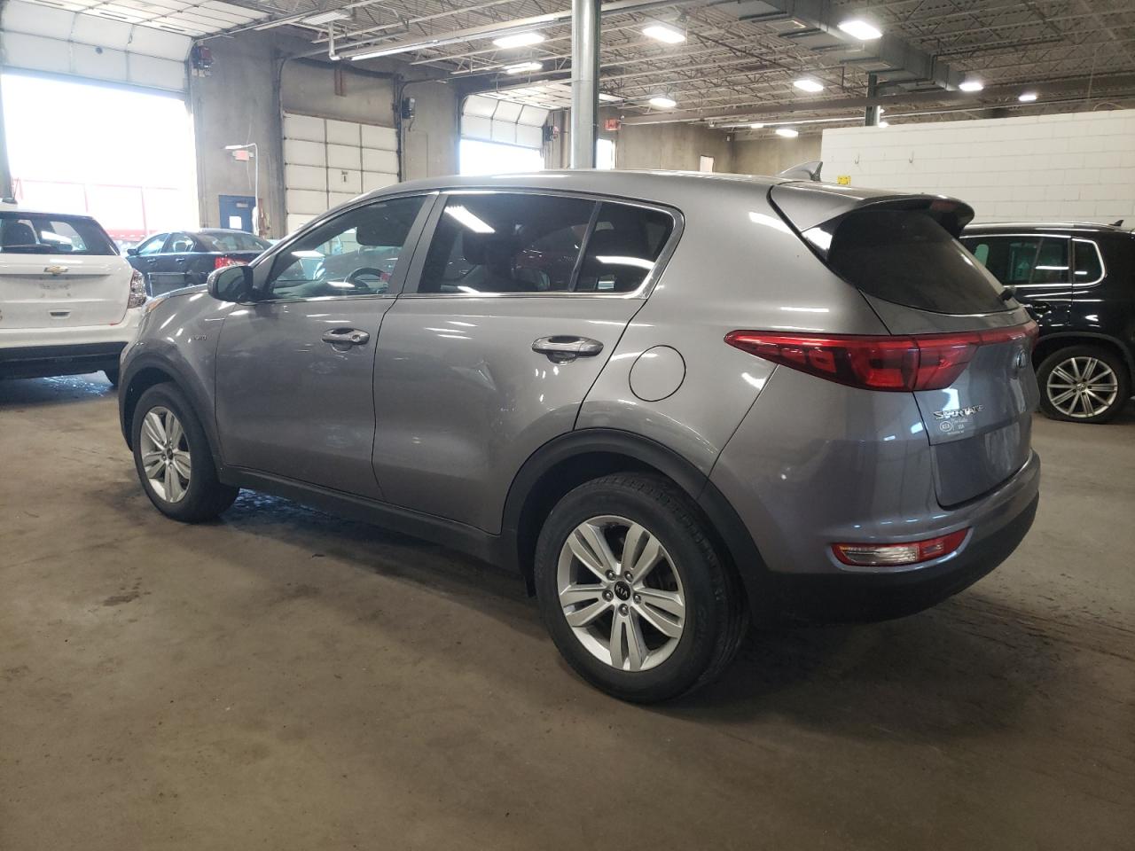2017 KIA Sportage VIN KNDPMCAC0H7204376 Copart auction photo, vandalism / minor dent/scratches damage thumbnail 2