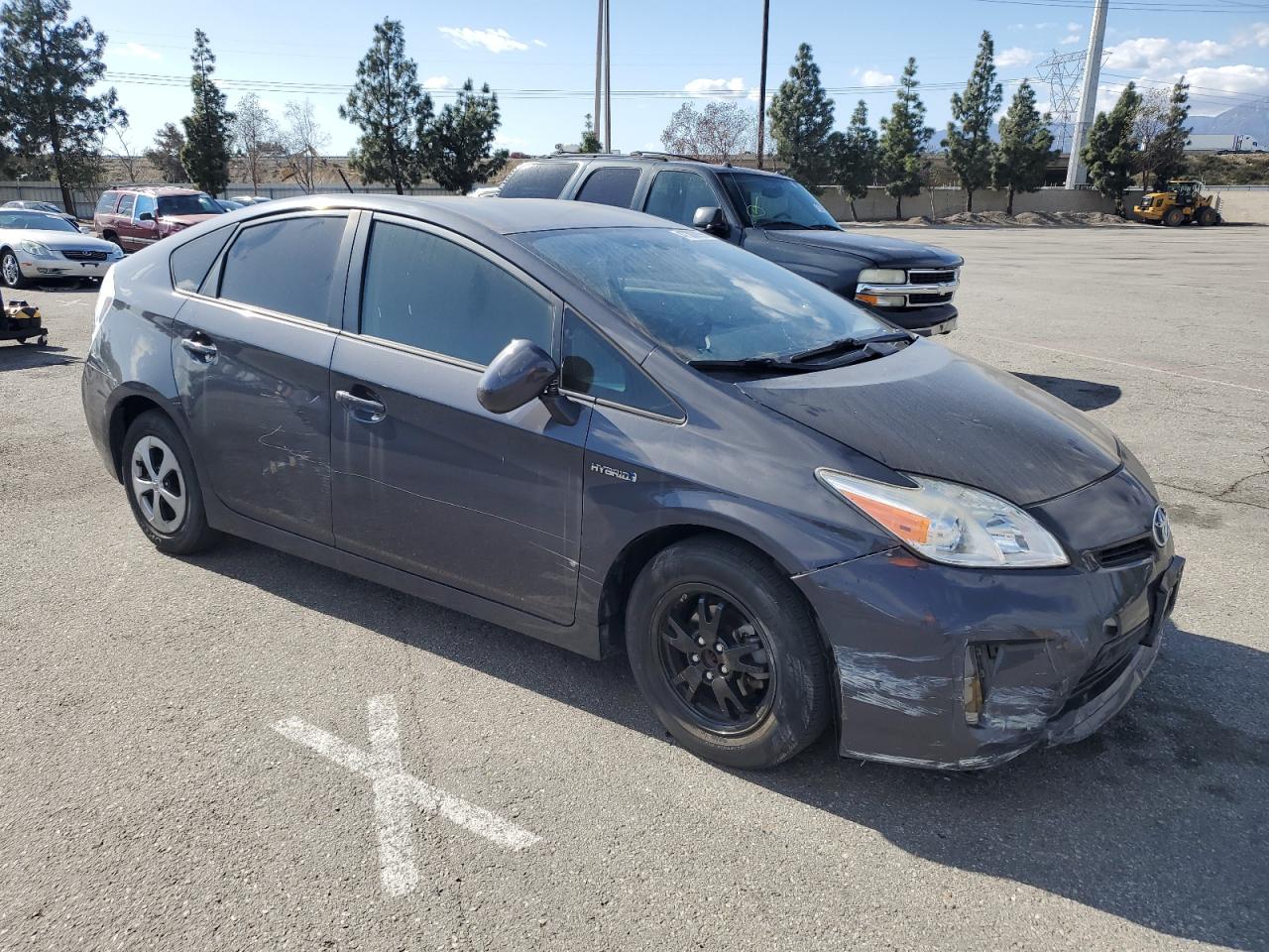 2014 Toyota Prius VIN JTDKN3DU0E0379789 Copart auction photo, front end damage thumbnail 4