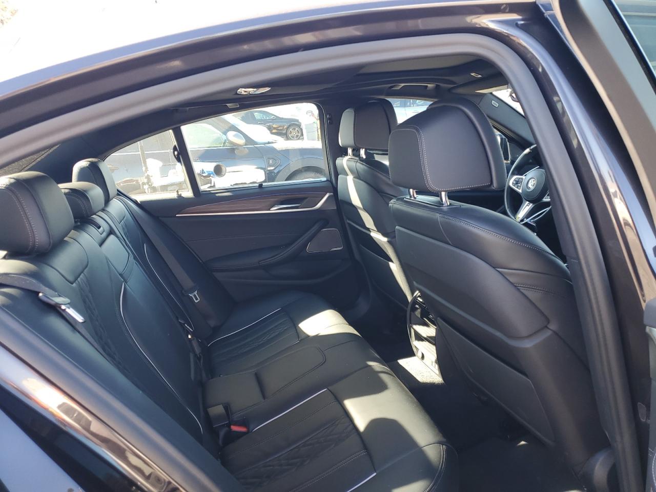 2021 BMW 5er VIN WBA53BJ06MWX28140 Copart auction photo, burn / minor dent/scratches damage thumbnail 10