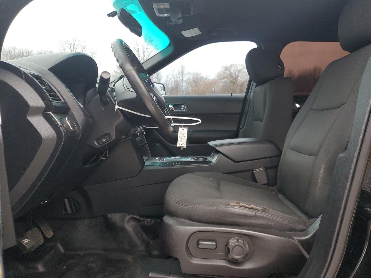 2017 Ford Explorer VIN 1FM5K8AR0HGA17584 Copart auction photo, minor dent/scratches damage thumbnail 7