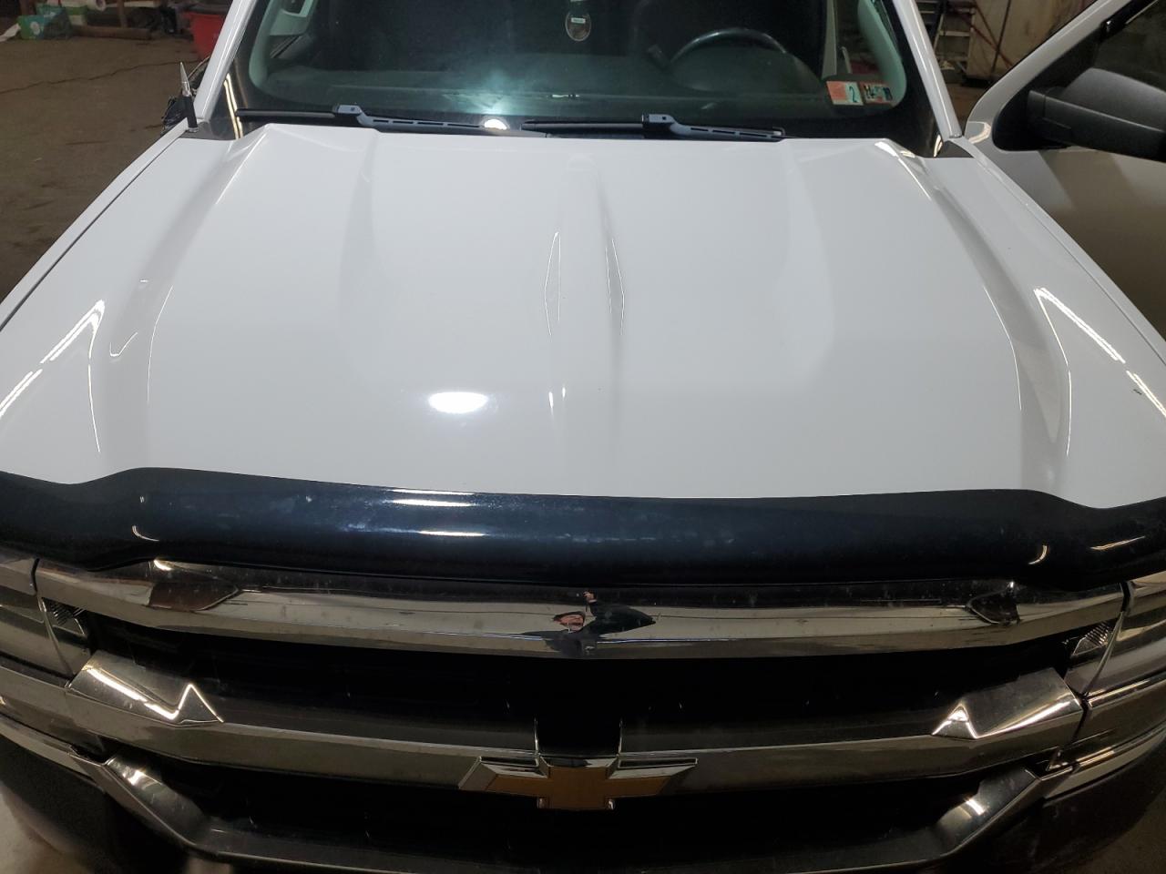 2018 Chevrolet Silverado VIN 1GCVKNEH8JZ331644 Copart auction photo, rollover / side damage thumbnail 11