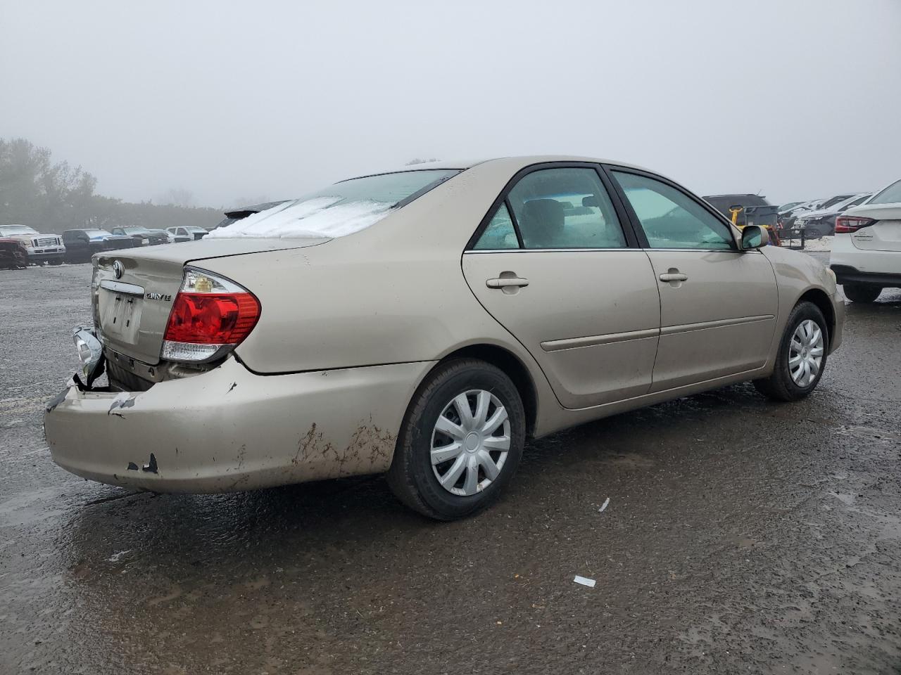 2005 Toyota Camry VIN 4T1BE32K95U413038 Copart auction photo, rear end damage thumbnail 3