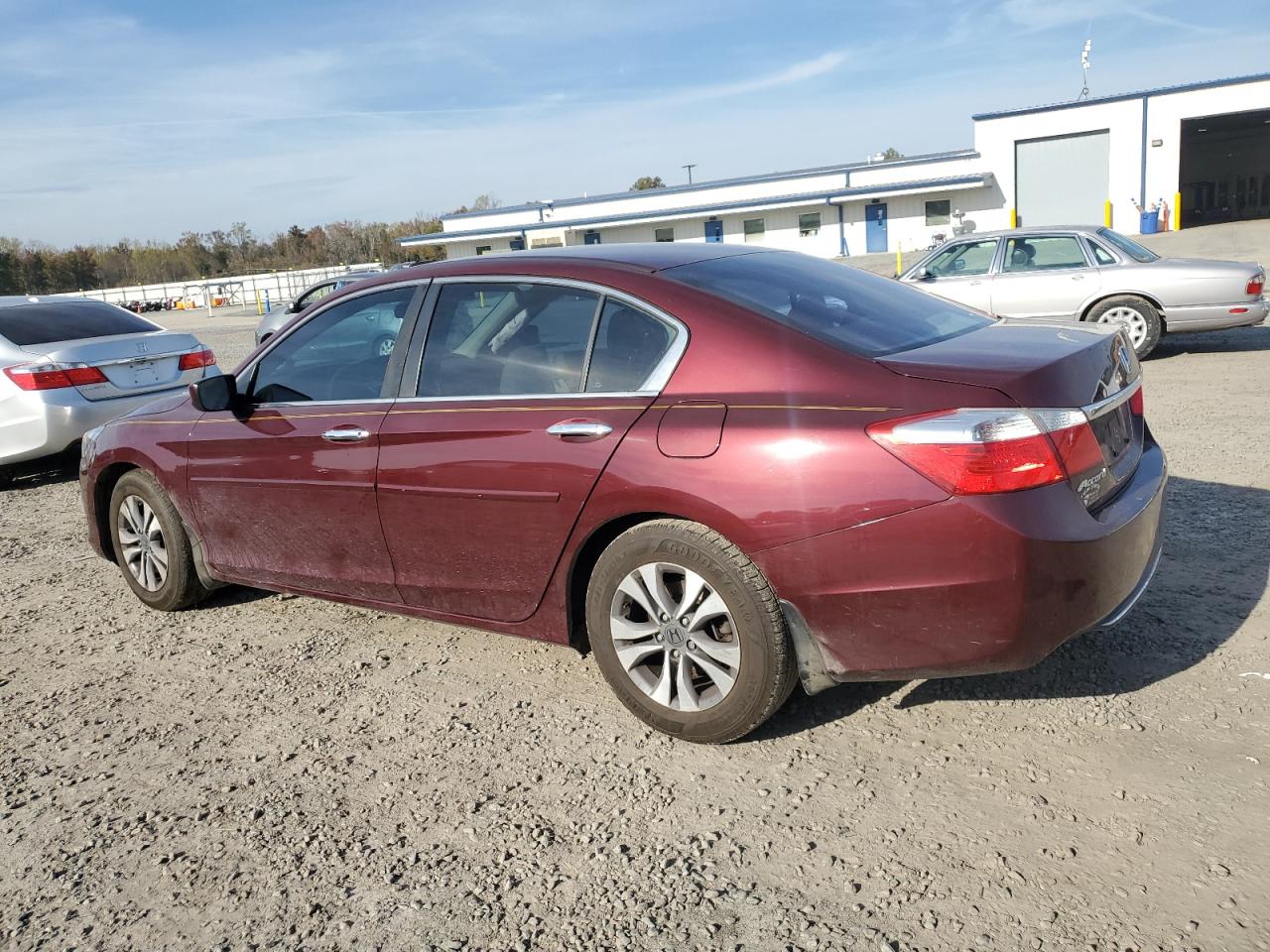 2015 Honda Accord VIN 1HGCR2F30FA270334 Copart auction photo, rear end damage thumbnail 2