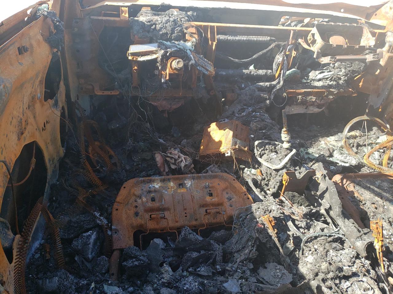 2013 Ford Fusion VIN 3FA6P0HR8DR104076 Copart auction photo, burn - engine / burn - interior damage thumbnail 8