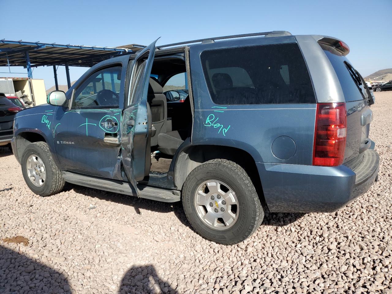 2009 Chevrolet Tahoe VIN 1GNFC13C79R138213 Copart auction photo, rear end / side damage thumbnail 2