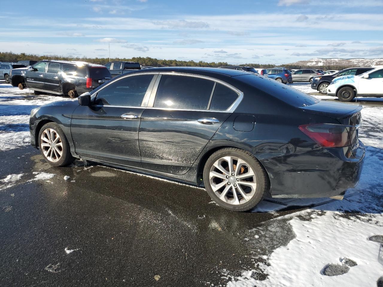 2014 Honda Accord VIN 1HGCR2F5XEA091461 Copart auction photo, rear end / side damage thumbnail 2