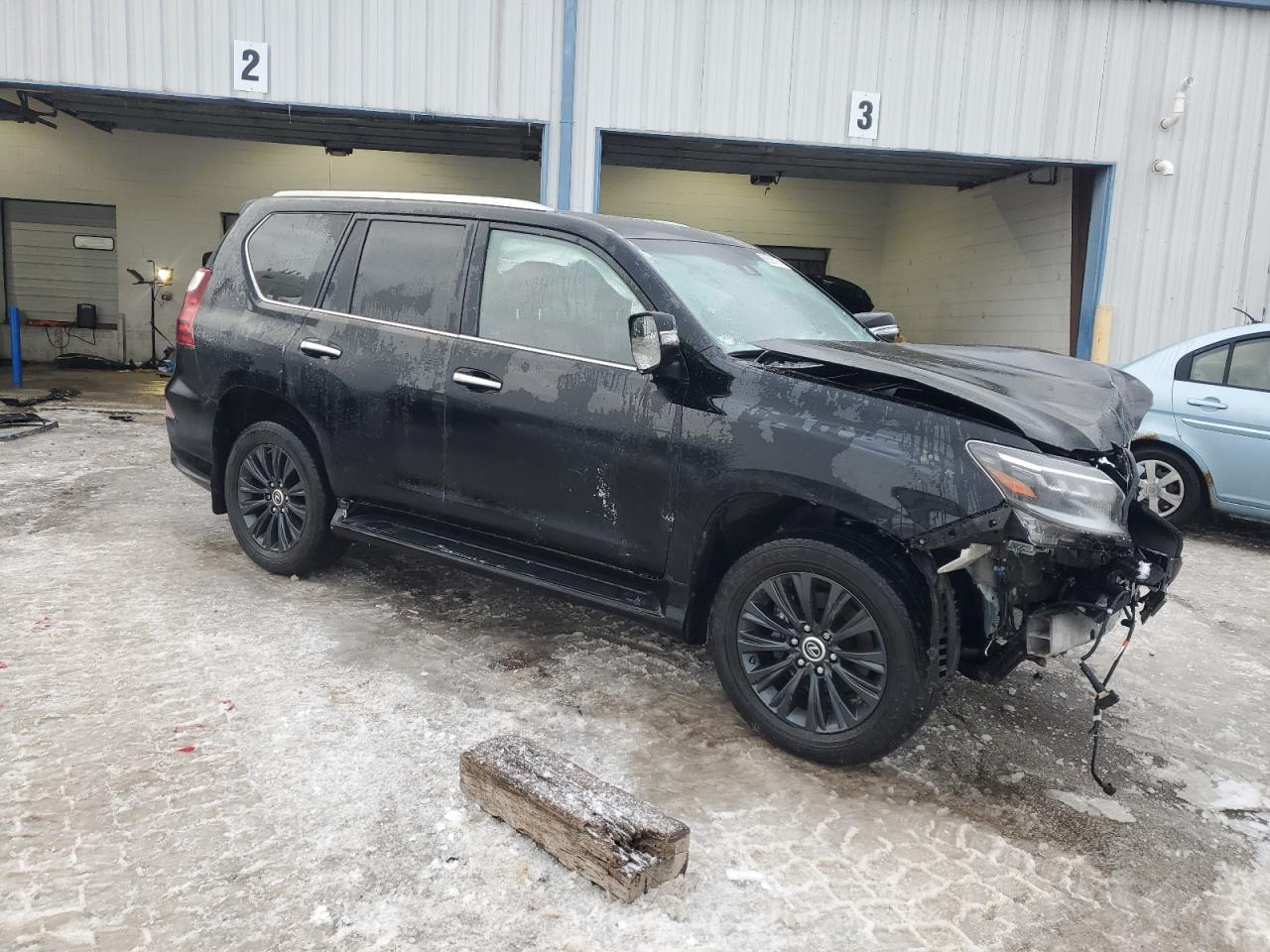 2022 Lexus GX VIN JTJGM7BX7N5332935 Copart auction photo, front end damage thumbnail 4
