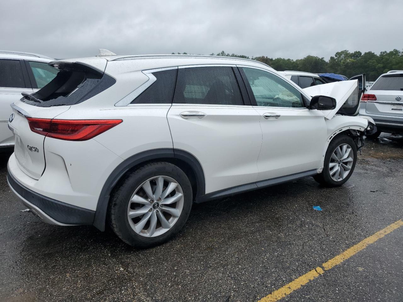 2019 Infiniti QX50 VIN 3PCAJ5M37KF103536 Copart auction photo, front end / side damage thumbnail 3