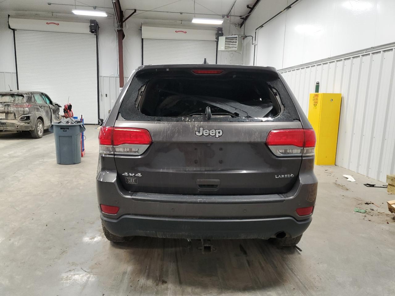 2019 Jeep Grand Cherokee VIN 1C4RJFAG9KC608636 Copart auction photo, burn / burn - engine damage thumbnail 6