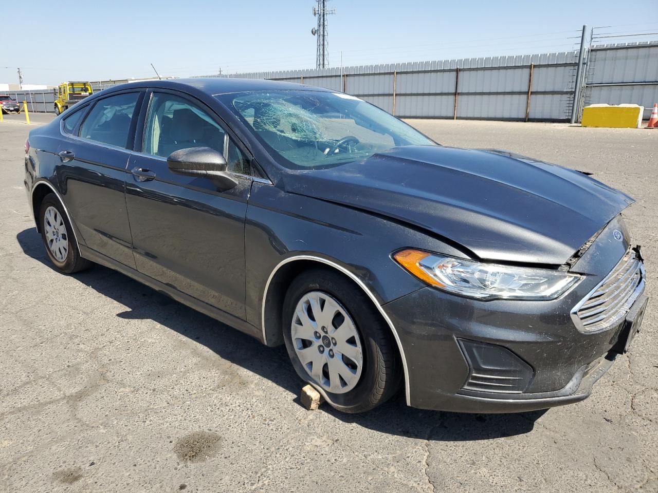 2019 Ford Fusion VIN 3FA6P0G75KR284730 Copart auction photo, all over damage thumbnail 4