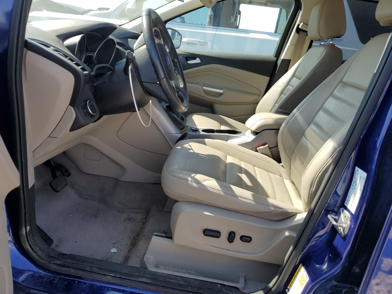 2016 Ford Escape VIN 1FMCU0G90GUB62215 Copart auction photo, front end damage thumbnail 7