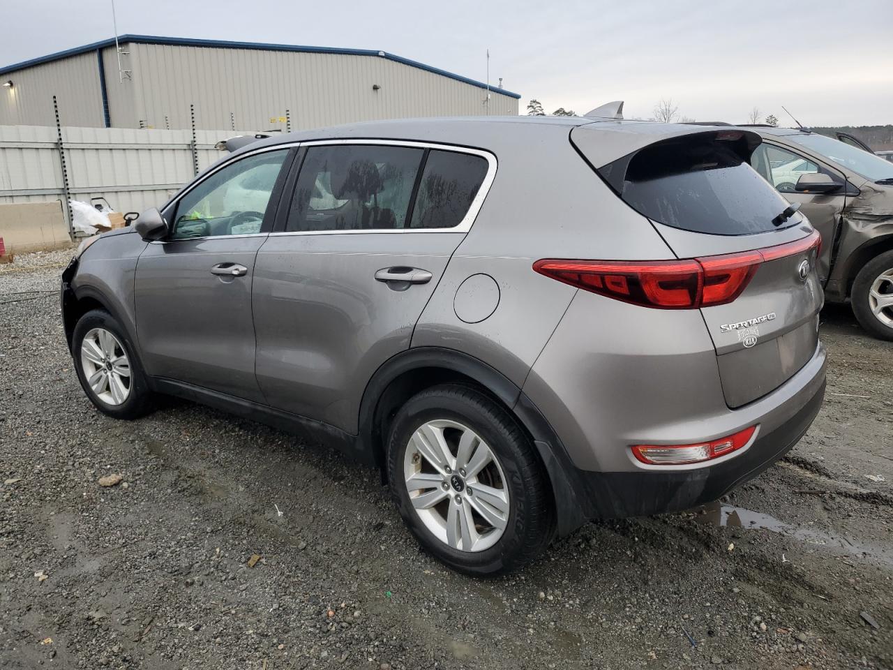 2019 KIA Sportage VIN KNDPM3ACXK7561832 Copart auction photo, front end damage thumbnail 2