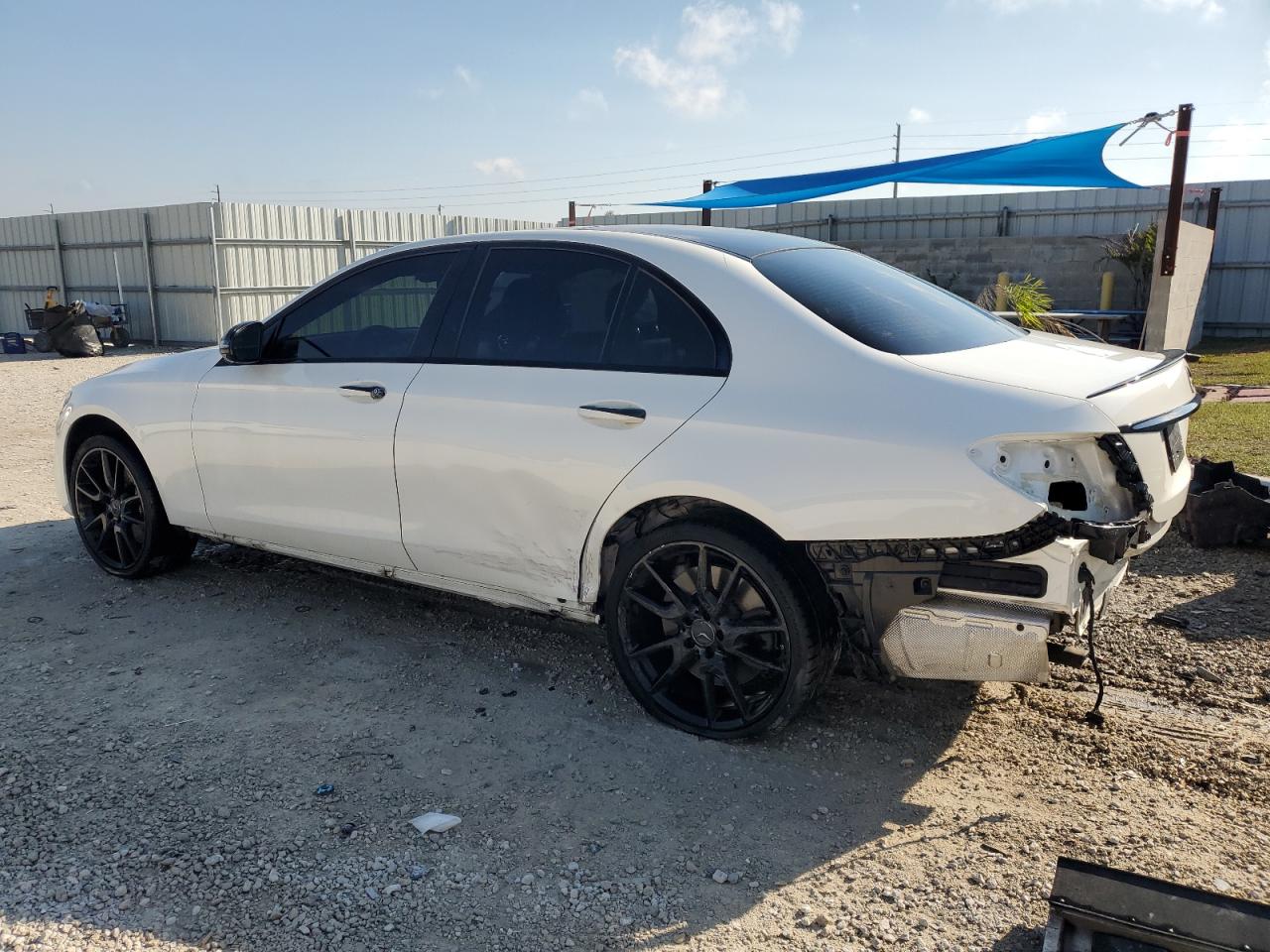 2018 Mercedes-Benz E-klasse VIN WDDZF6EB8JA486688 Copart auction photo, rear end damage thumbnail 2