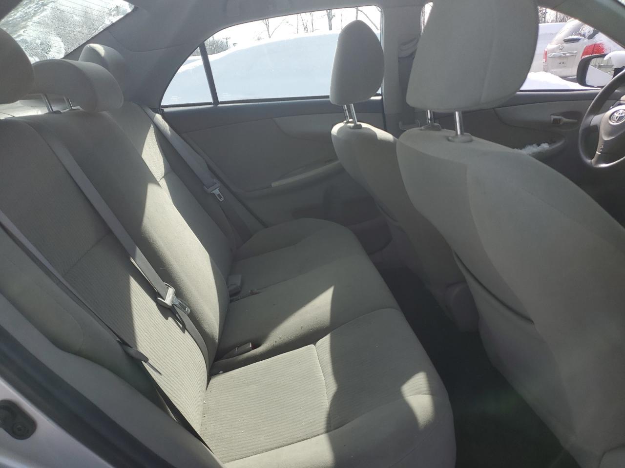 2010 Toyota Corolla VIN 2T1BU4EE2AC371807 Copart auction photo, side / minor dent/scratches damage thumbnail 10