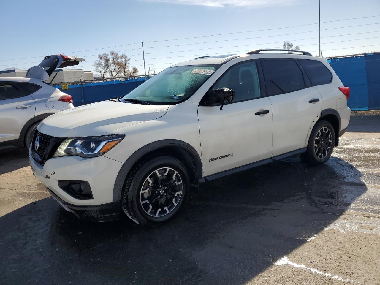2019 Nissan Pathfinder VIN 5N1DR2MN8KC627910
